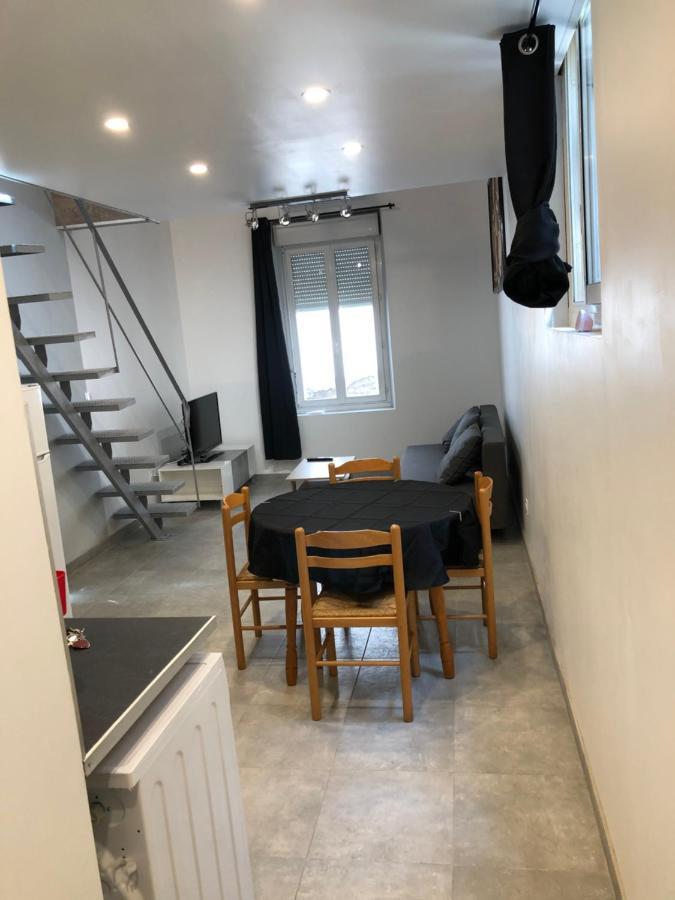 Appartement En Centre Ville 히에레 외부 사진