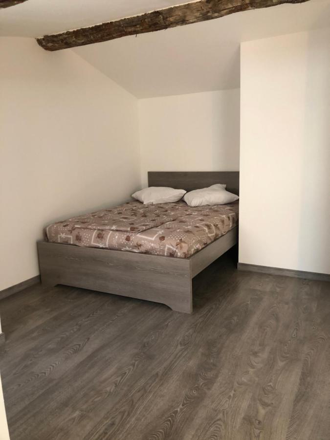Appartement En Centre Ville 히에레 외부 사진